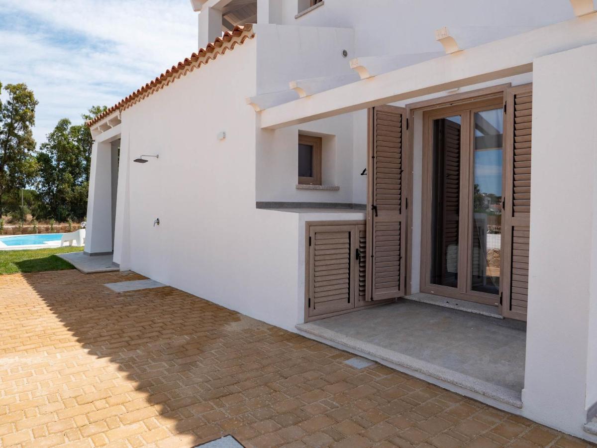Villetta Con Piscina Budoni Affitti Spiaggia 700 Mt Exterior foto